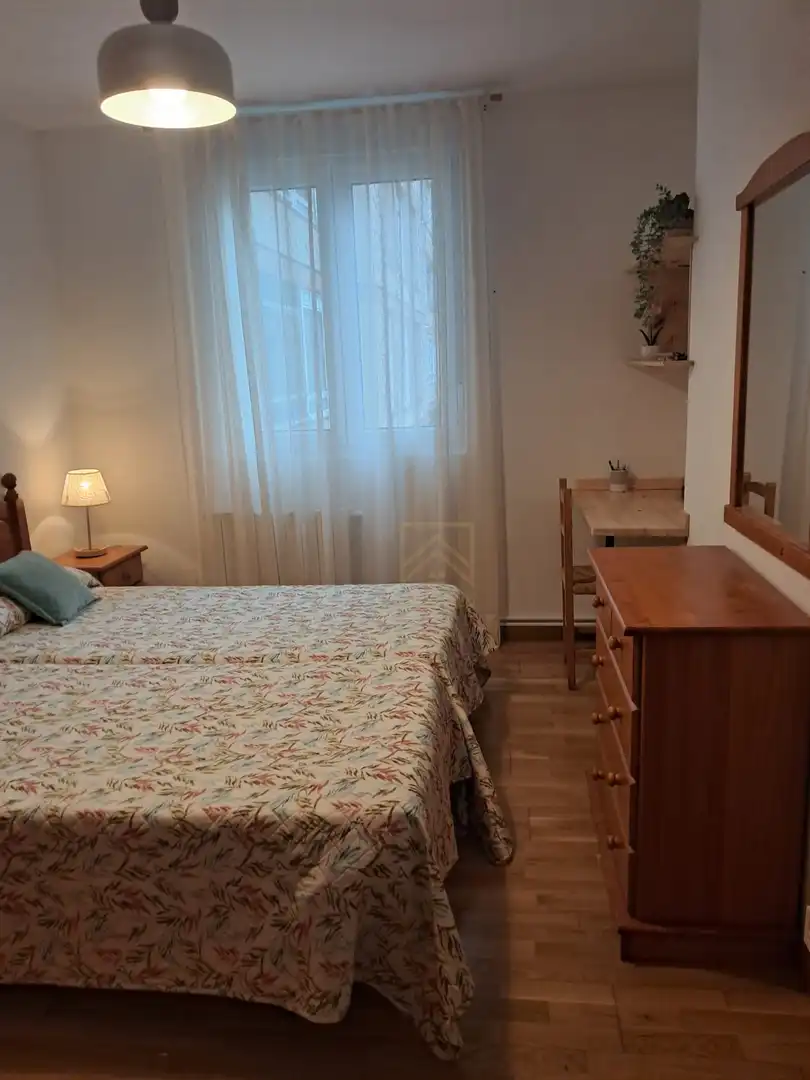 Dormitori de Pis de lloguer en Santander amb Calefacció, Parquet i Terrassa