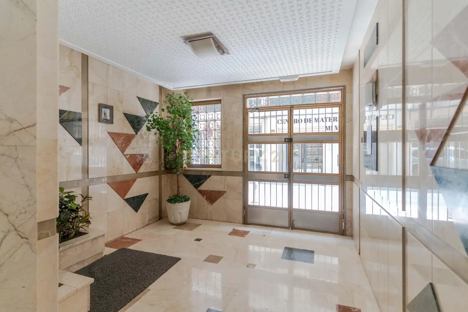 Apartamento en venta en Calle Estepona, 6, Granada, Spain, -1, San Matías - Realejo
