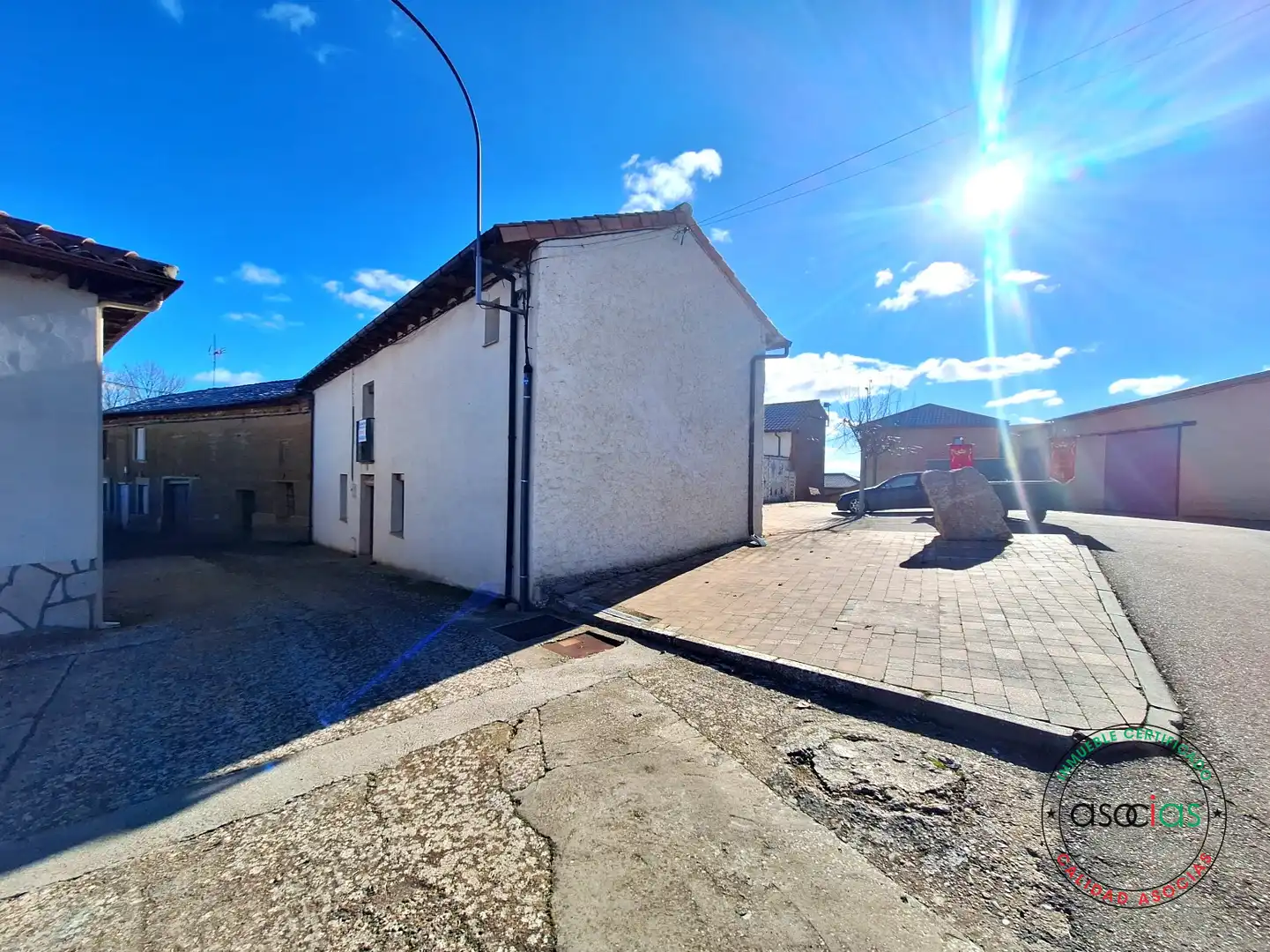 Vista exterior de Casa o xalet en venda en Vallecillo amb Jardí privat