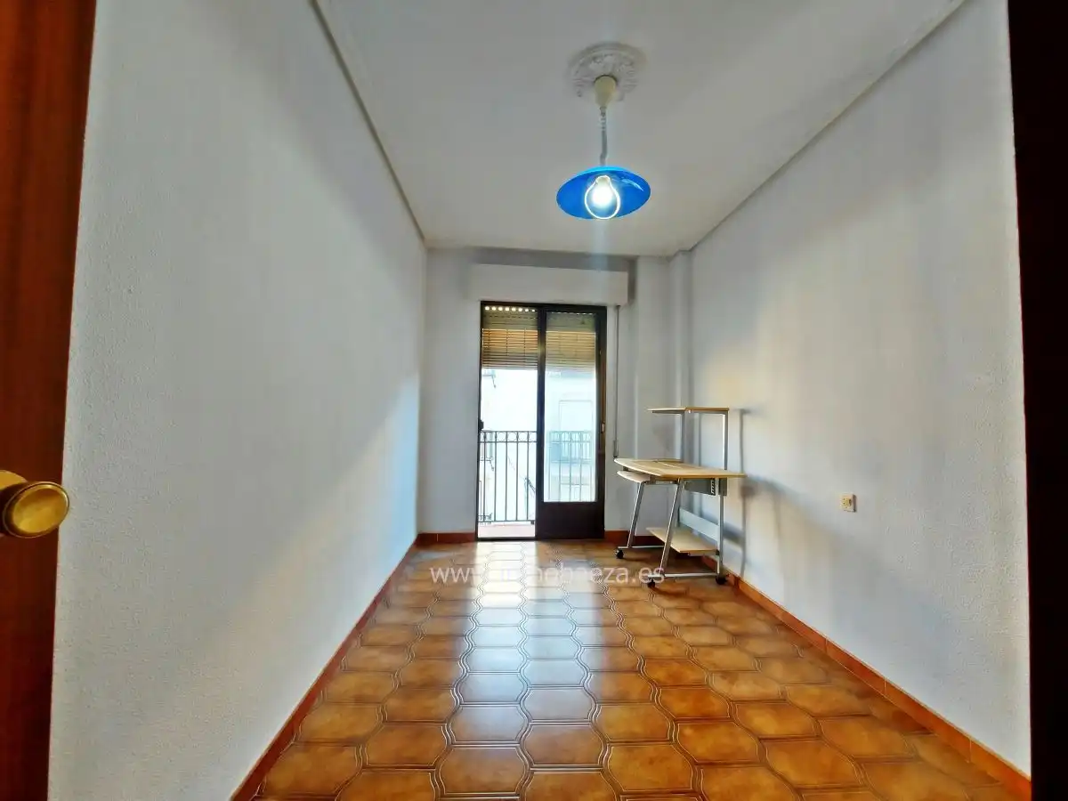 Wohnung zum Verkauf in Baeza mit Heizung und Terrasse
