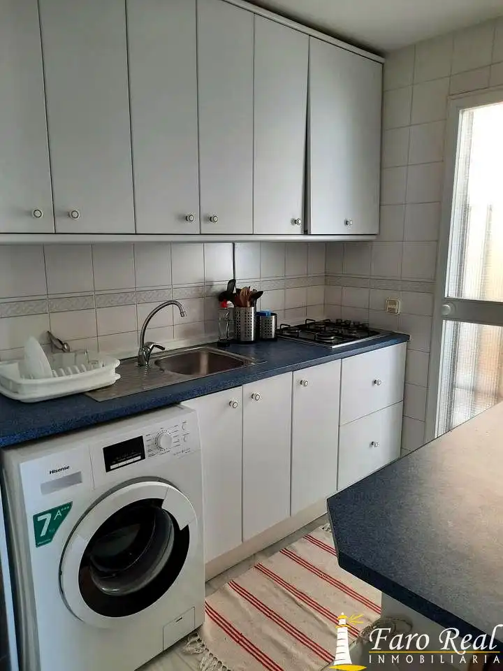 Cuina de Casa adosada de lloguer en Sanlúcar de Barrameda amb Jardí privat i Moblat