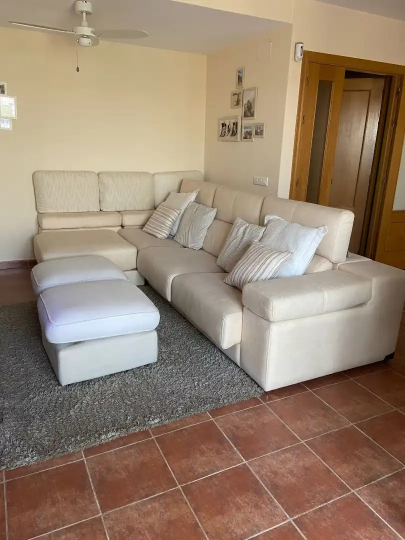 Sala de estar de Casa adosada en venta en Méntrida con Aire acondicionado, Calefacción y Jardín privado