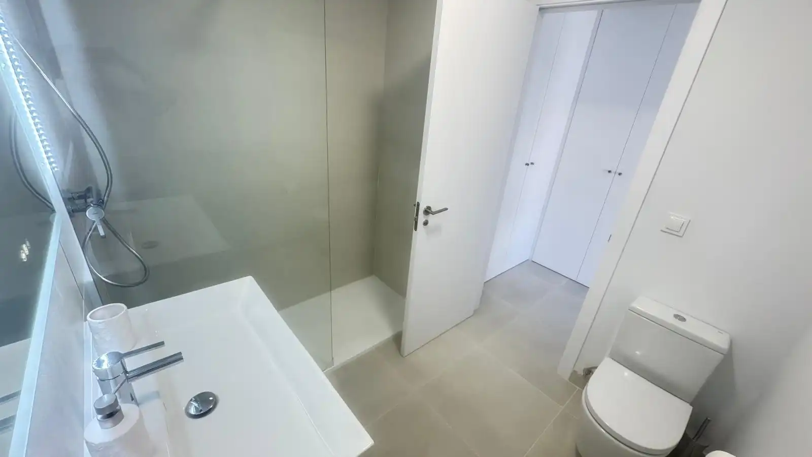 Bany de Pis en venda en Casares amb Aire condicionat, Terrassa i Traster