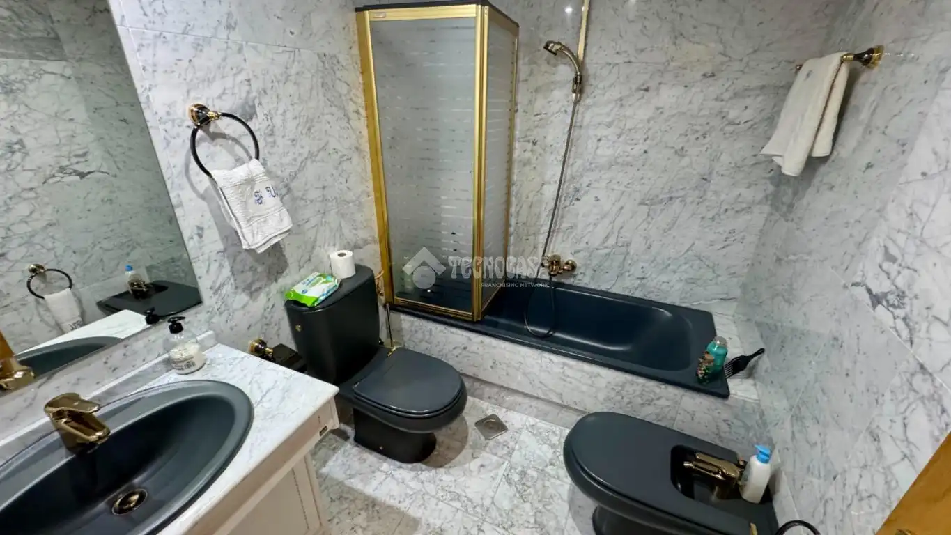 Casa pareada con piscina en venta en Iglesia - Estación, imagen 26