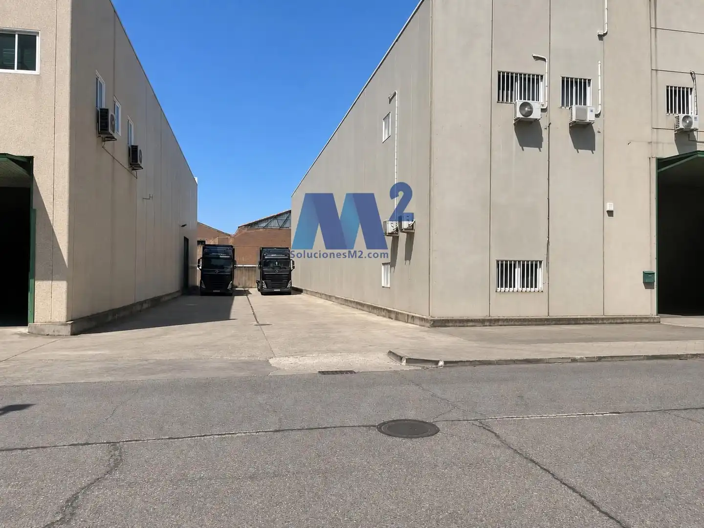 Exterior view of Industrial buildings for sale in Torrejón de Ardoz