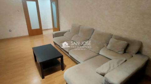 Foto 2 de Piso de alquiler en La Coca - La Nia - Vistahermosa, Alicante