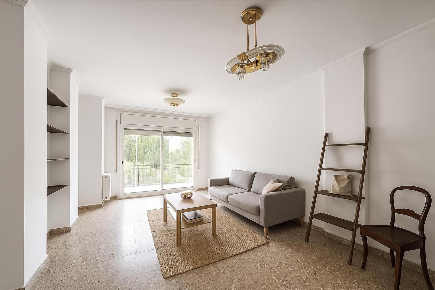 Sala de estar de Piso en venta en Figueres con Terraza y Balcón