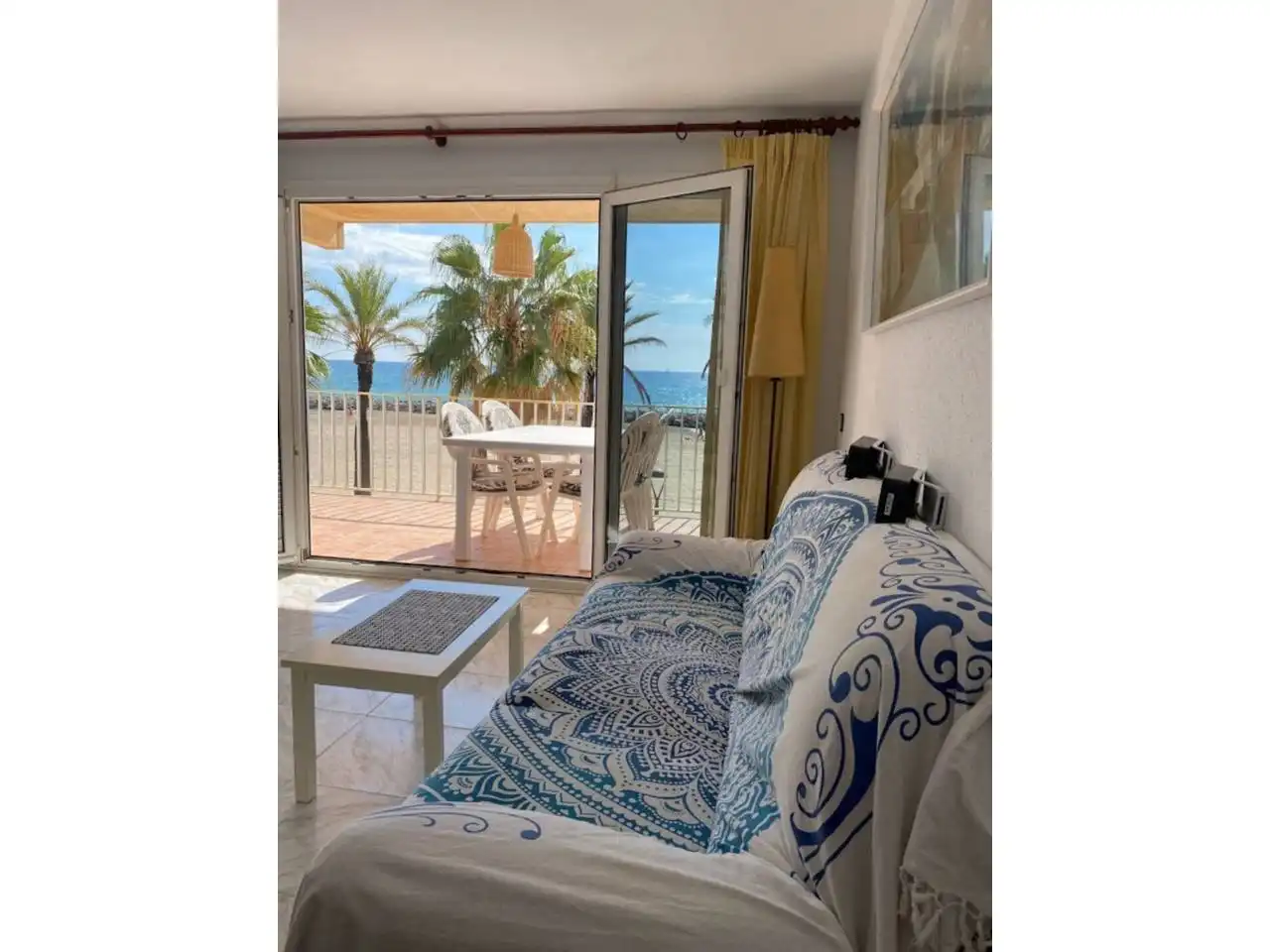 Habitación de Piso de alquiler en Vilanova i la Geltrú con Aire acondicionado, Calefacción y Terraza