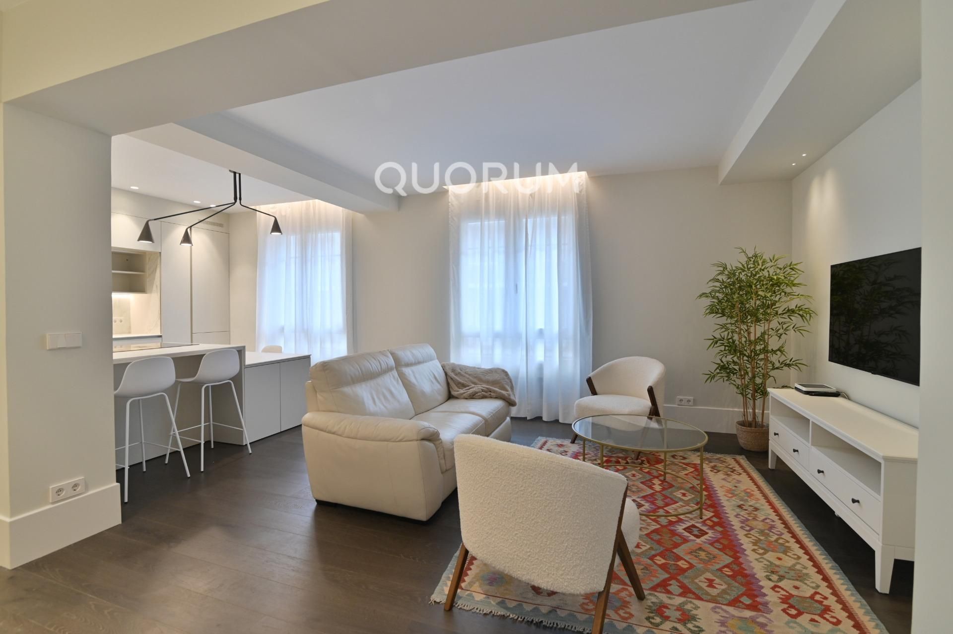 Living room of Flat for rent in Bilbao   with Furnished