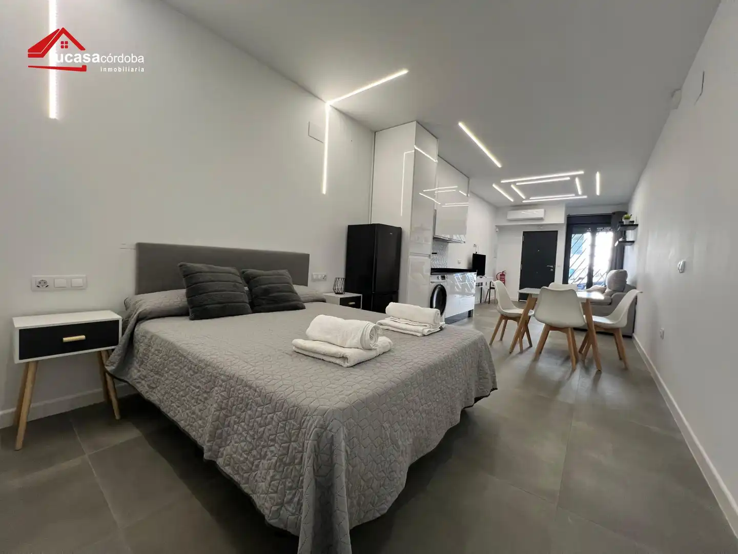 Dormitori de Apartament en venda en Córdoba amb Aire condicionat