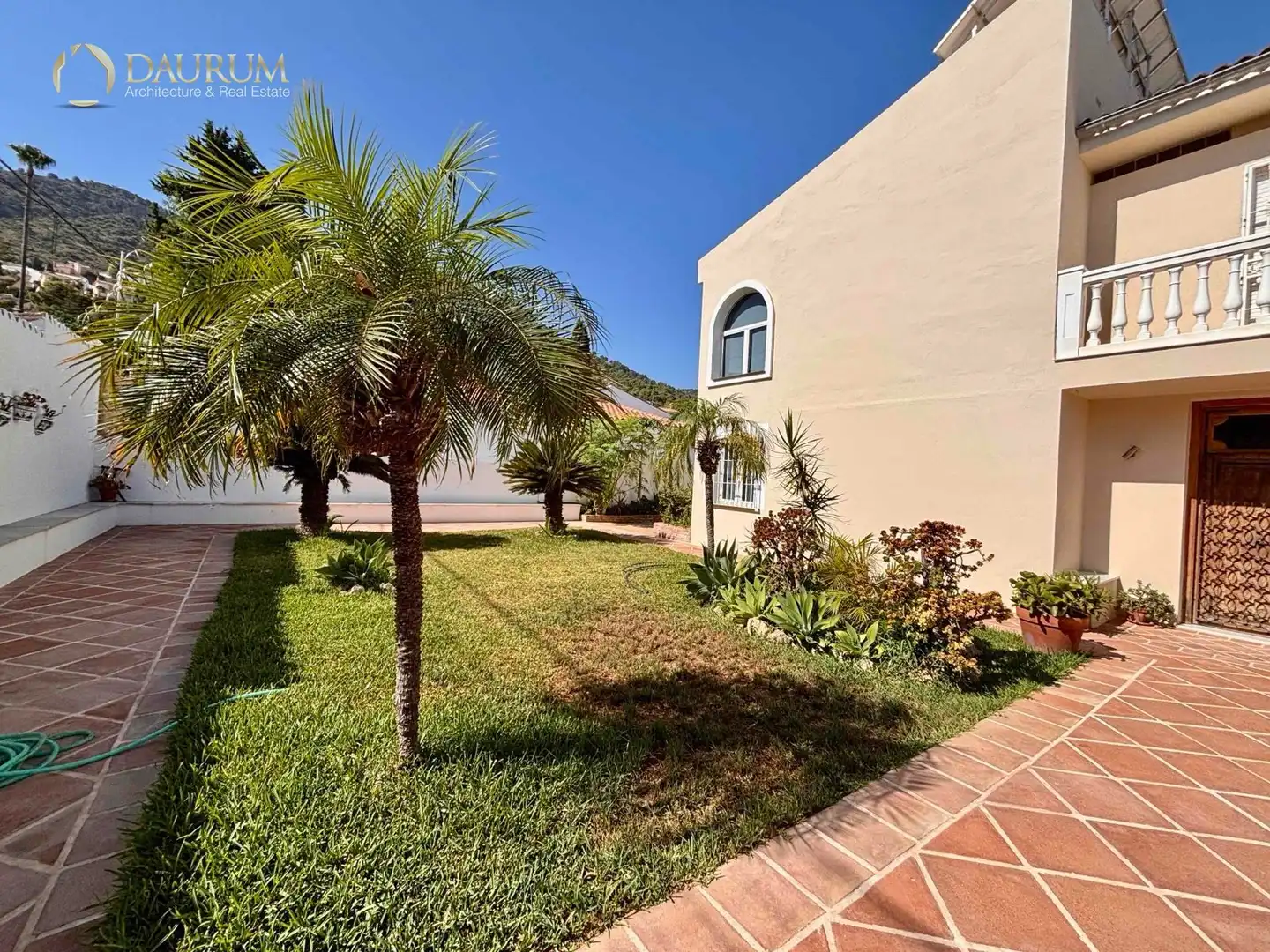 Vista exterior de Casa o chalet en venta en Alhaurín de la Torre con Aire acondicionado, Terraza y Trastero