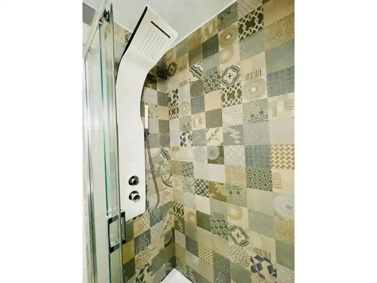Baño de Piso en venta en Cáceres con Aire acondicionado y Amueblado