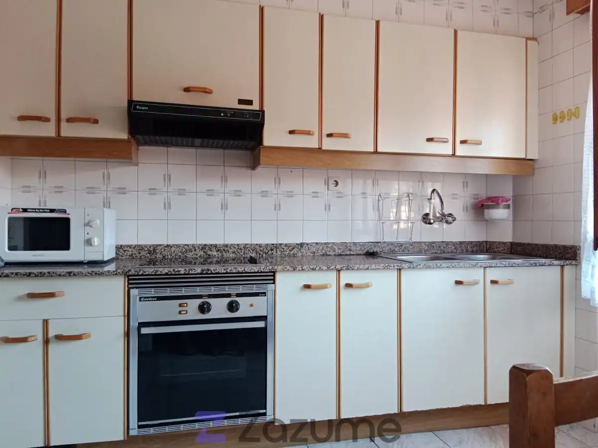 Cocina de Piso de alquiler en Siero con Aire acondicionado, Calefacción y Trastero