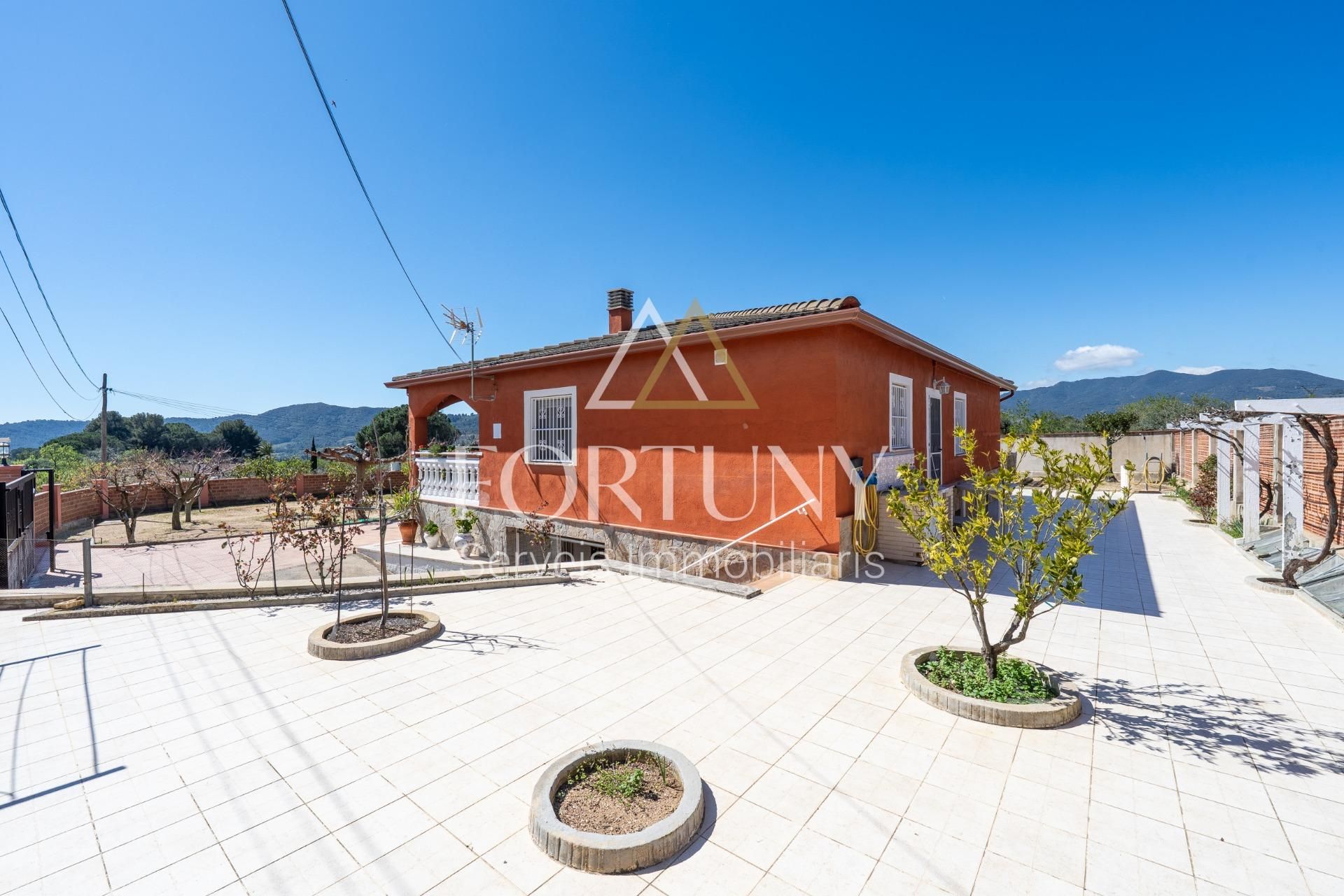 Exterior view of House or chalet for sale in Alforja  with Heating and Private garden