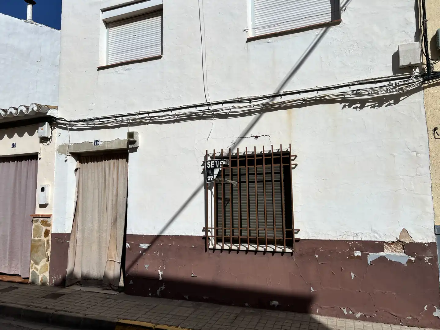 Vista exterior de Casa o xalet en venda en Herencia amb Terrassa