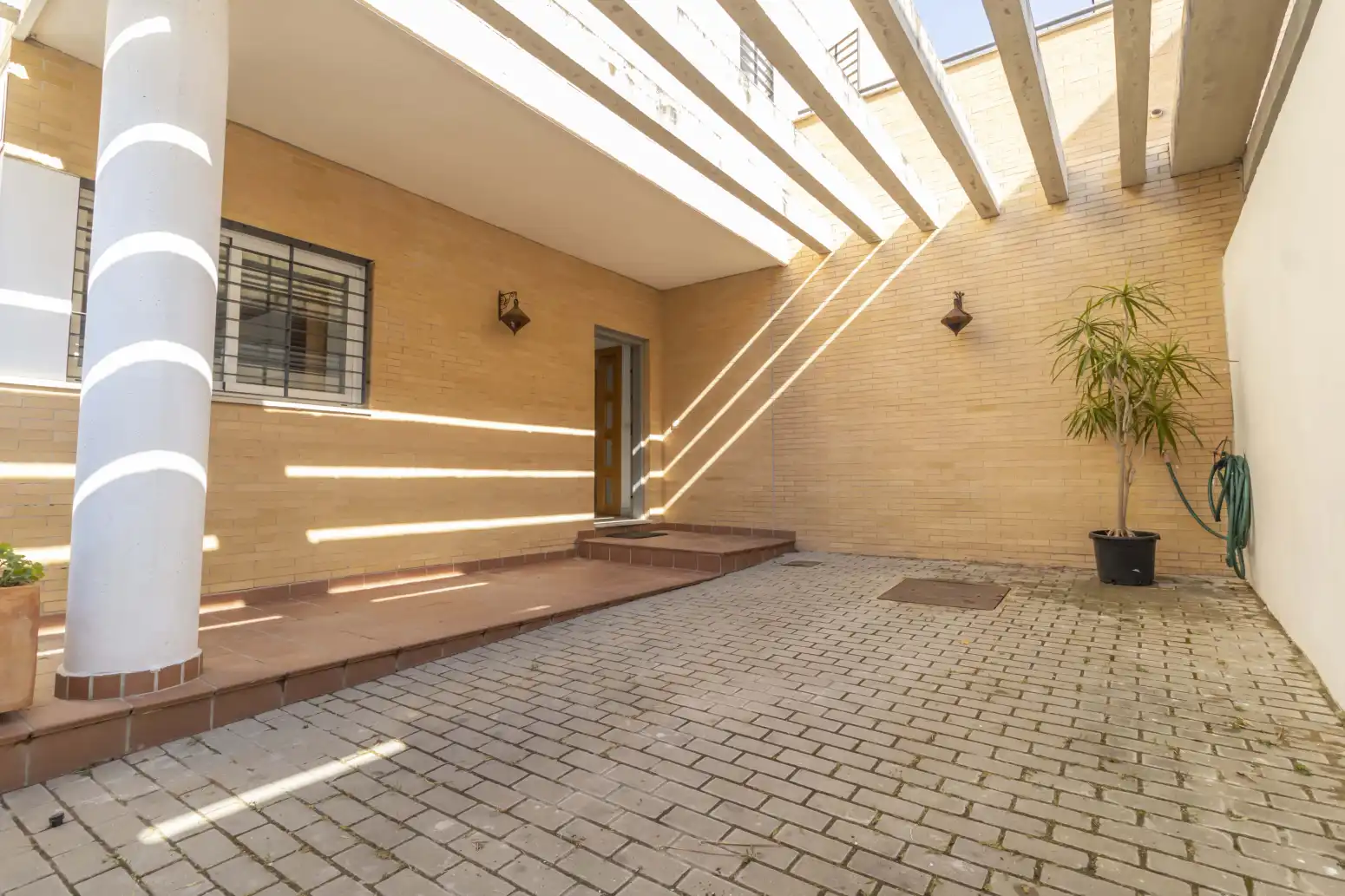 Terraza de Casa adosada en venta en Espartinas con Aire acondicionado, Terraza y Piscina
