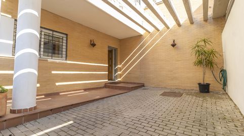Foto 2 de Casa adosada en venta en Colegio Europa, Espartinas