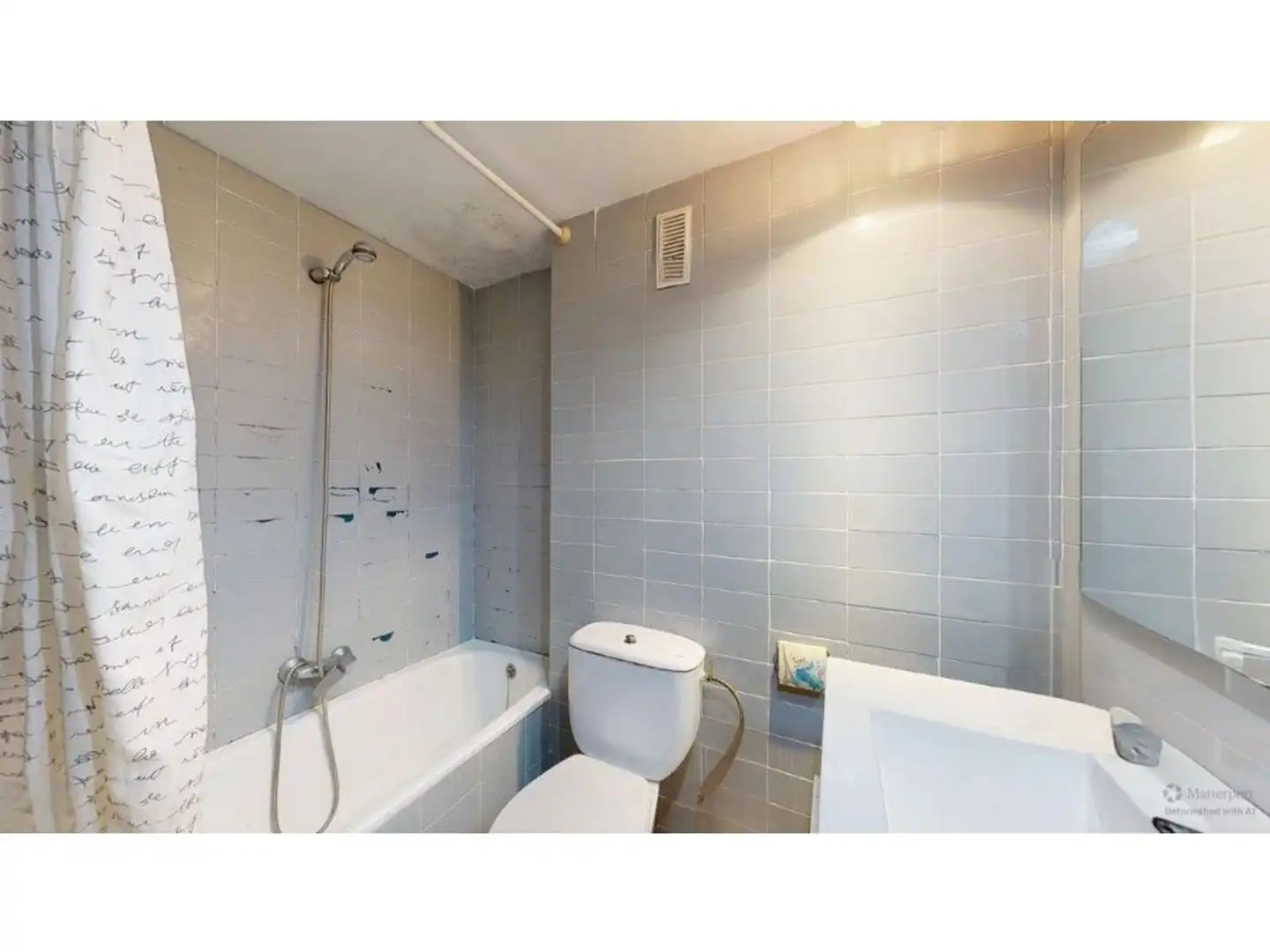 Bathroom of Flat for sale in Valencia  with Air Conditioner