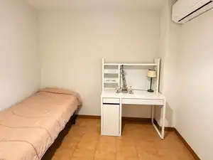Piso en venta en Figueres, Girona