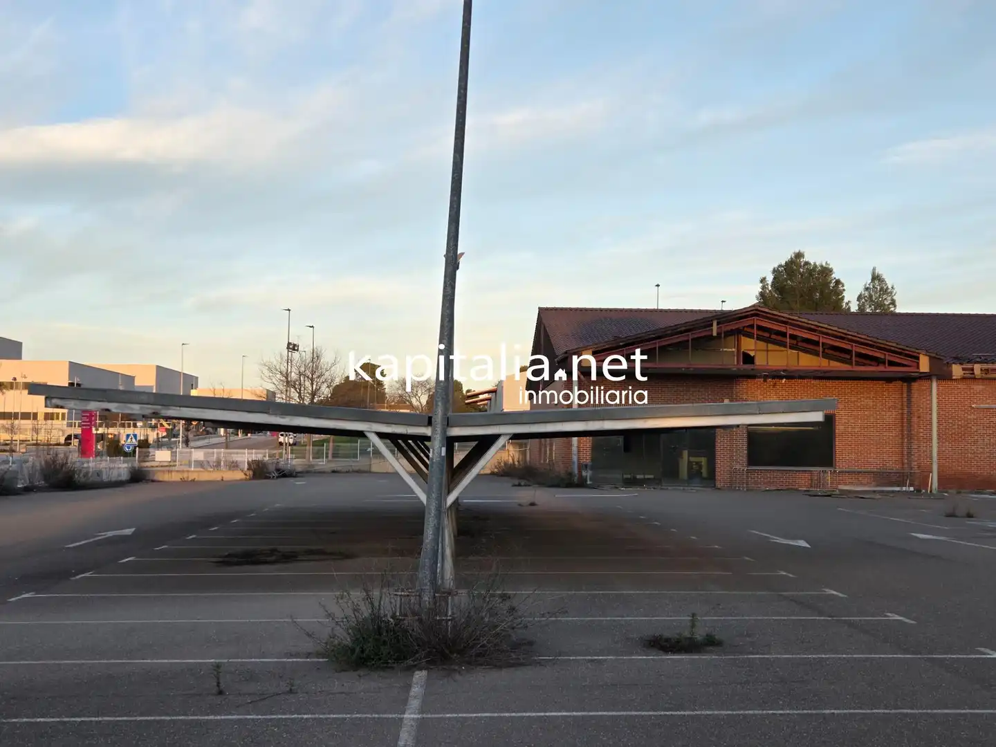 Parking of Industrial buildings for rent in Ontinyent