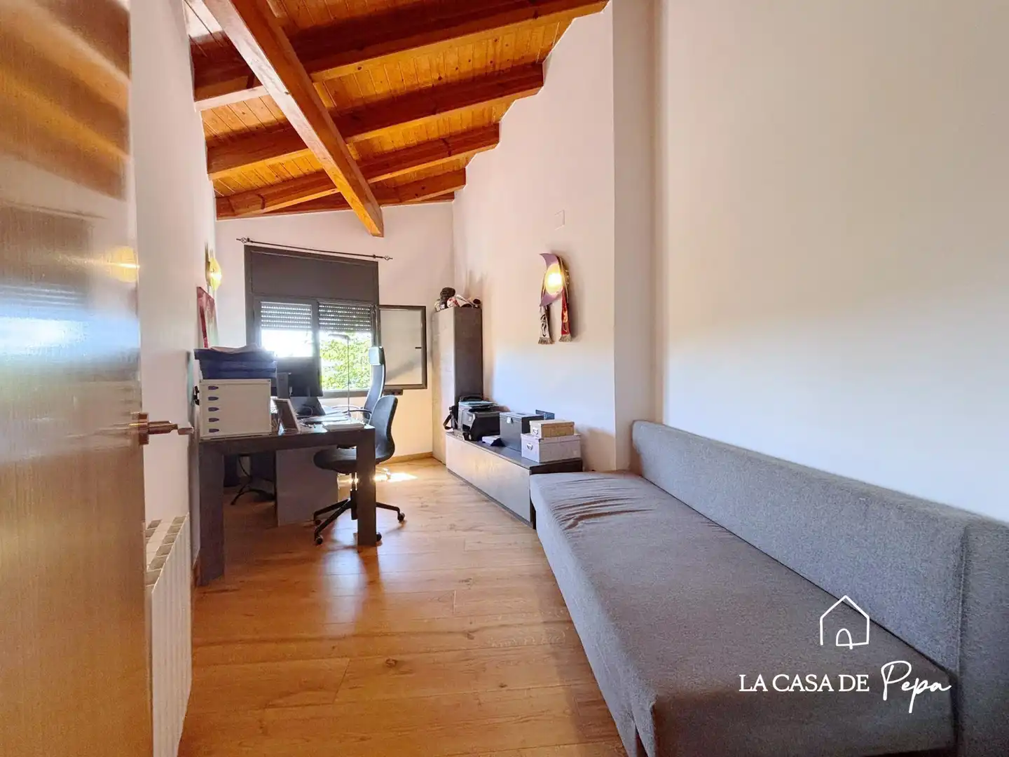 Wohnzimmer von Haus oder Chalet zum Verkauf in Begues mit Heizung und Schwimmbad