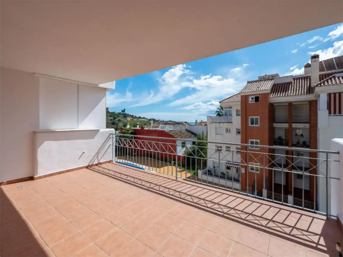 Außenansicht von Wohnung zum Verkauf in Fuengirola mit Schwimmbad