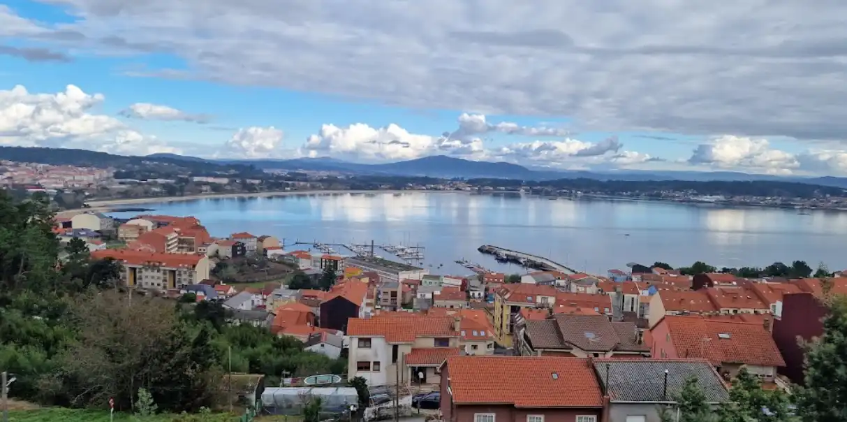 Exterior view of Apartments for sale in Boiro