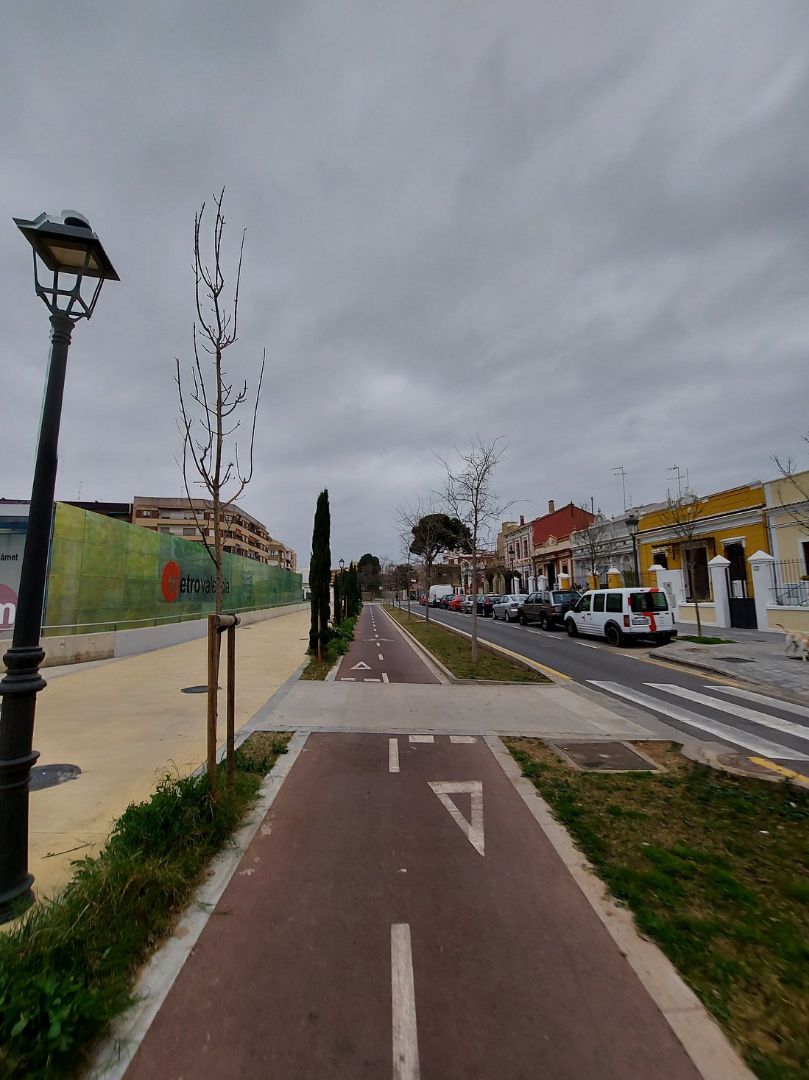 Vista exterior de Casa o xalet en venda en  Valencia Capital amb Aire condicionat, Calefacció i Jardí privat
