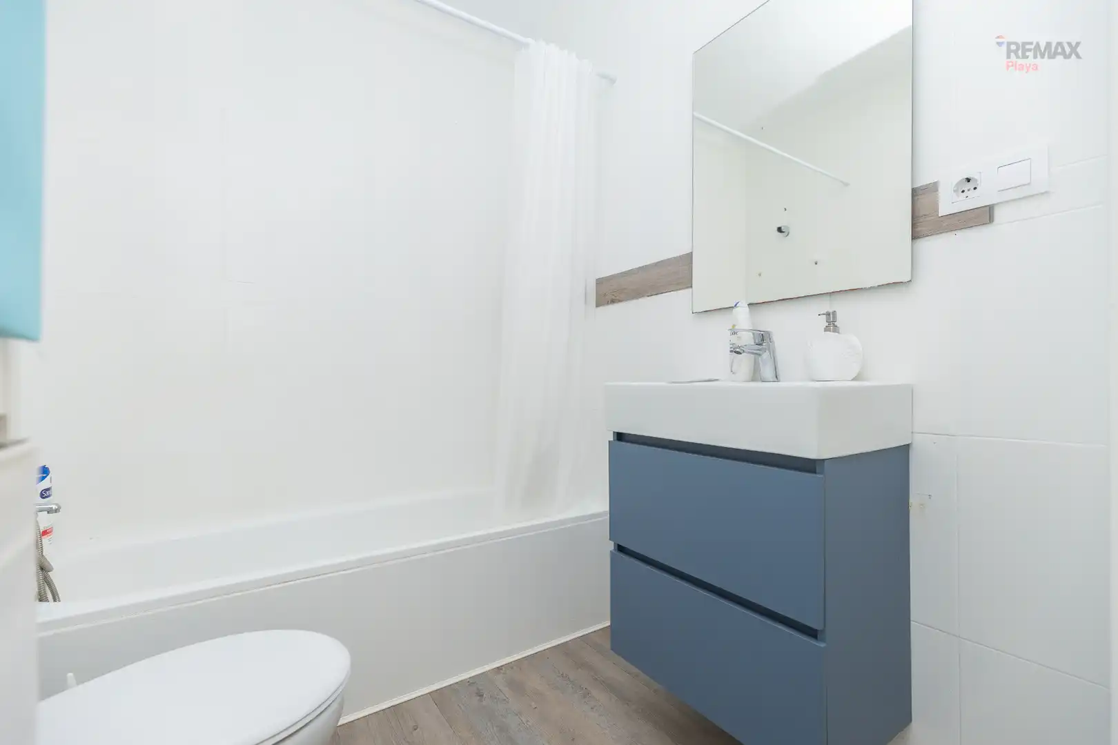 Terraced house with pool for sale in Calle Magallanes 142, imagen 21