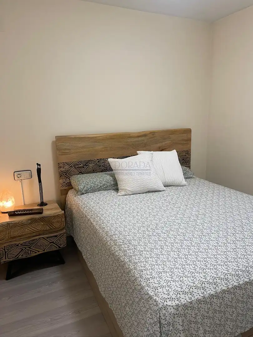 Habitación de Apartamento en venta en Cambrils con Amueblado, Balcón y Piscina comunitaria