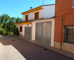 Exterior view of House or chalet for sale in Sardón de Duero  with Private garden, Terrace and Storage room
