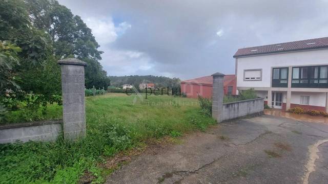 Terreno residencial en Venta en Boiro