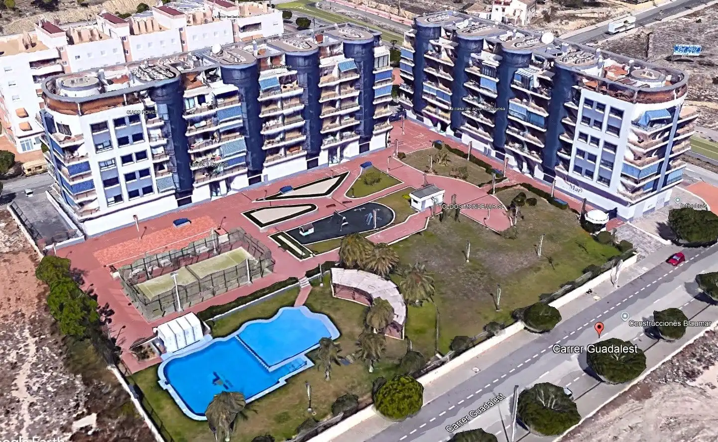 Vista exterior de Ático en venta en Villajoyosa / La Vila Joiosa con Aire acondicionado, Terraza y Trastero