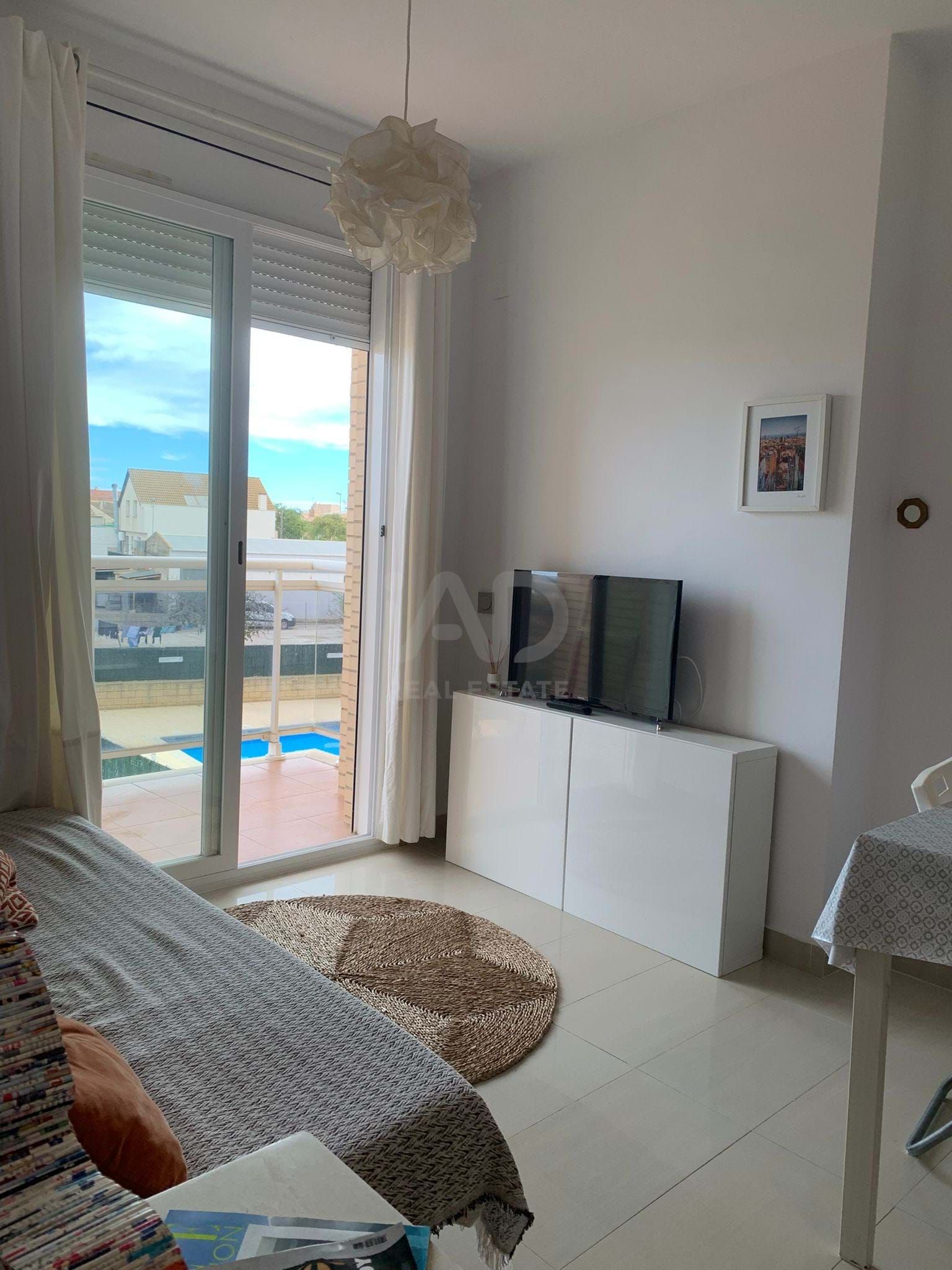 Habitación de Piso en venta en Deltebre con Aire acondicionado, Calefacción y Piscina