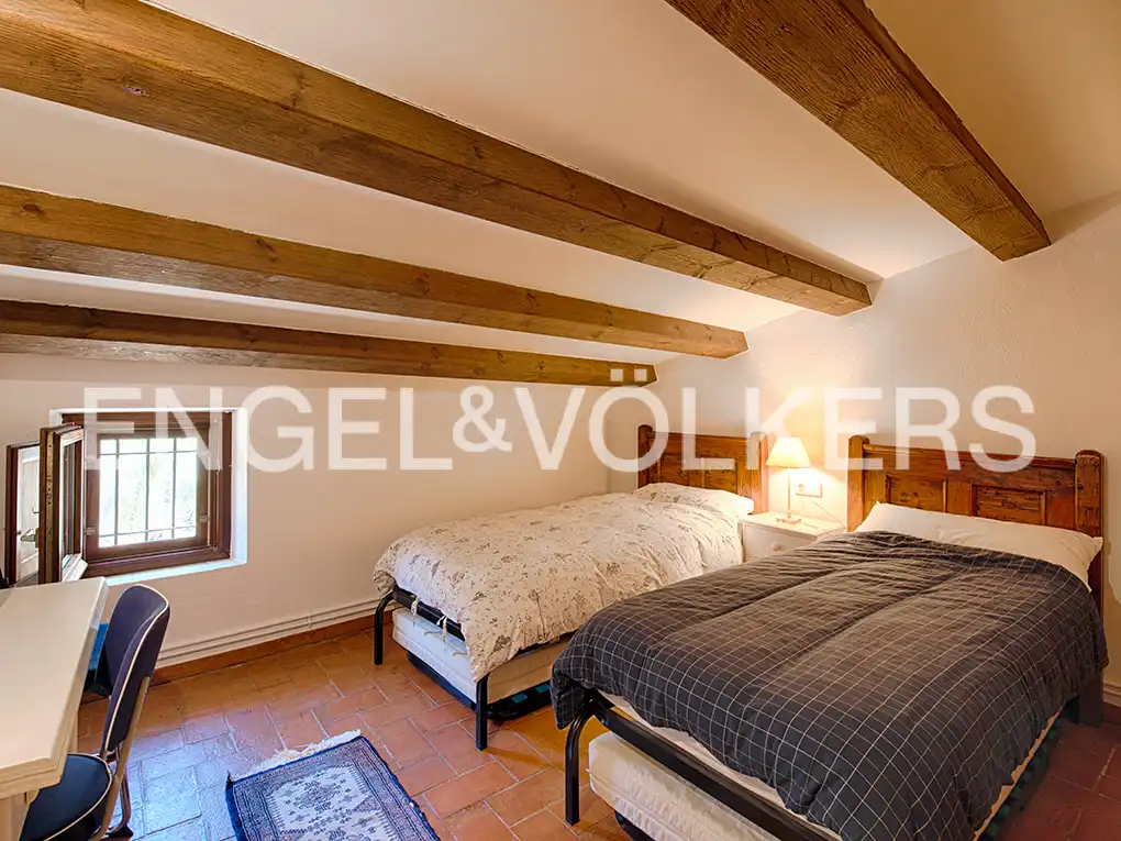 Country homes for sale in Lladó