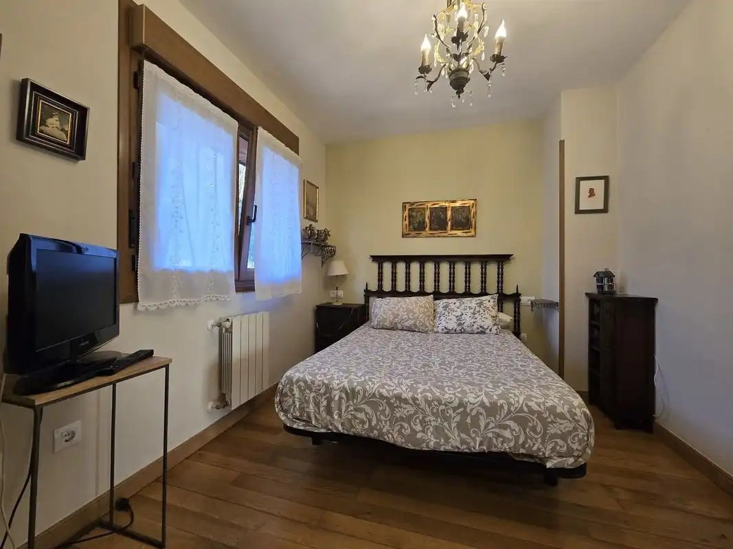 Habitación de Casa o chalet en venta en Llanes con Calefacción y Terraza