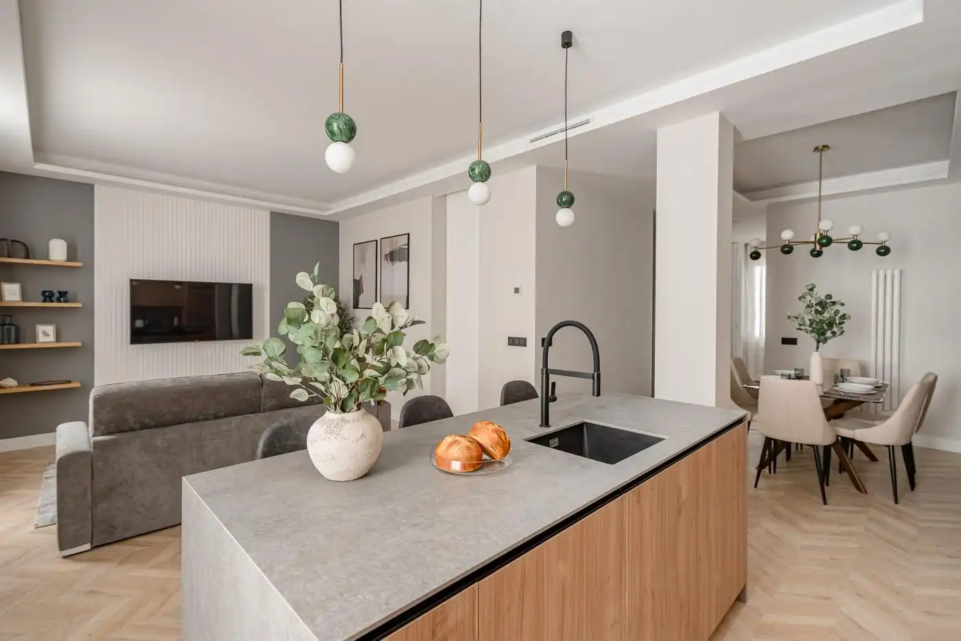 Küche von Wohnung zum Verkauf in Madrid mit Klimaanlage und Heizung