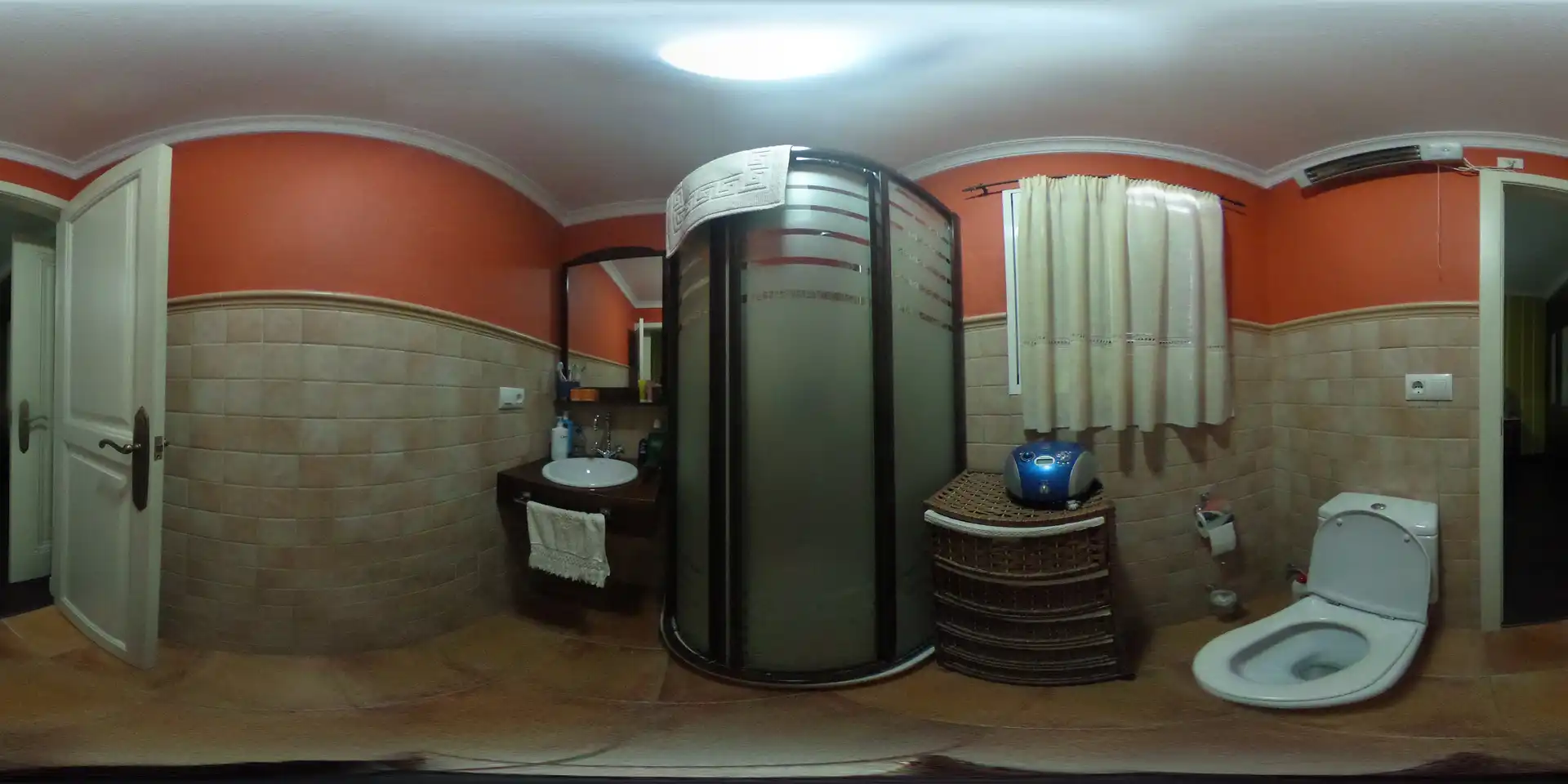 Baño de Casa o chalet en venta en Lora del Río con Aire acondicionado, Calefacción y Terraza