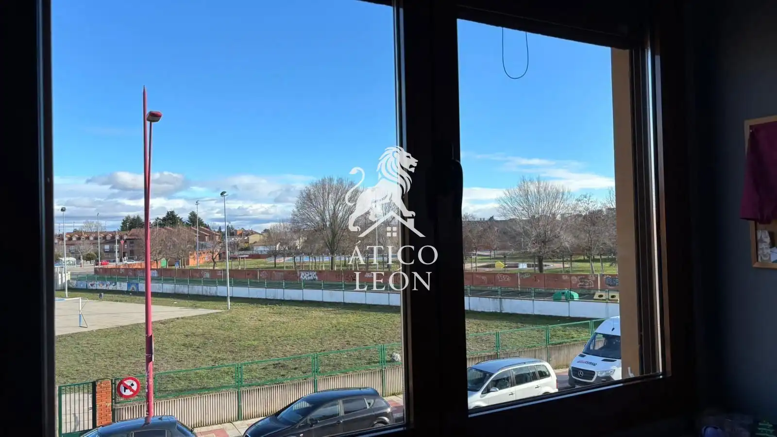 Casa adosada en venta en San Andrés del Rabanedo con Calefacción, Jardín privado y Parquet
