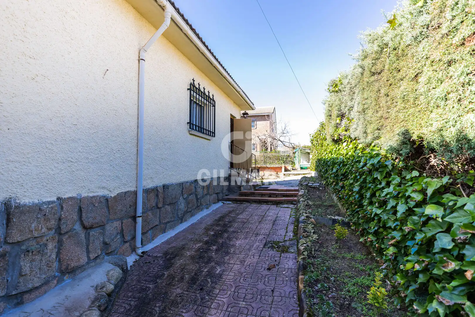 Vista exterior de Casa o chalet en venta en El Boalo - Cerceda – Mataelpino con Calefacción, Jardín privado y Piscina