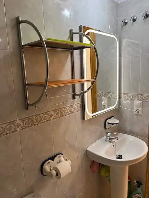 Baño de Apartamento en venta en Guardamar del Segura con Aire acondicionado, Amueblado y Lavadora