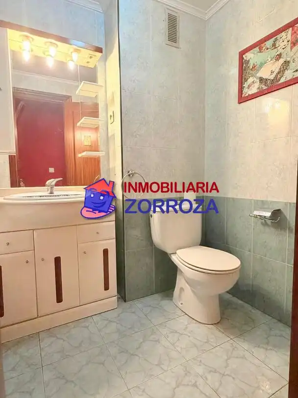 Badezimmer von Wohnung zum Verkauf in Bilbao  mit Heizung