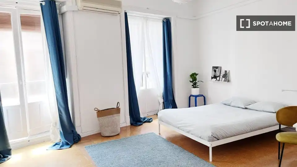 Habitació a Universidad - Malasaña
