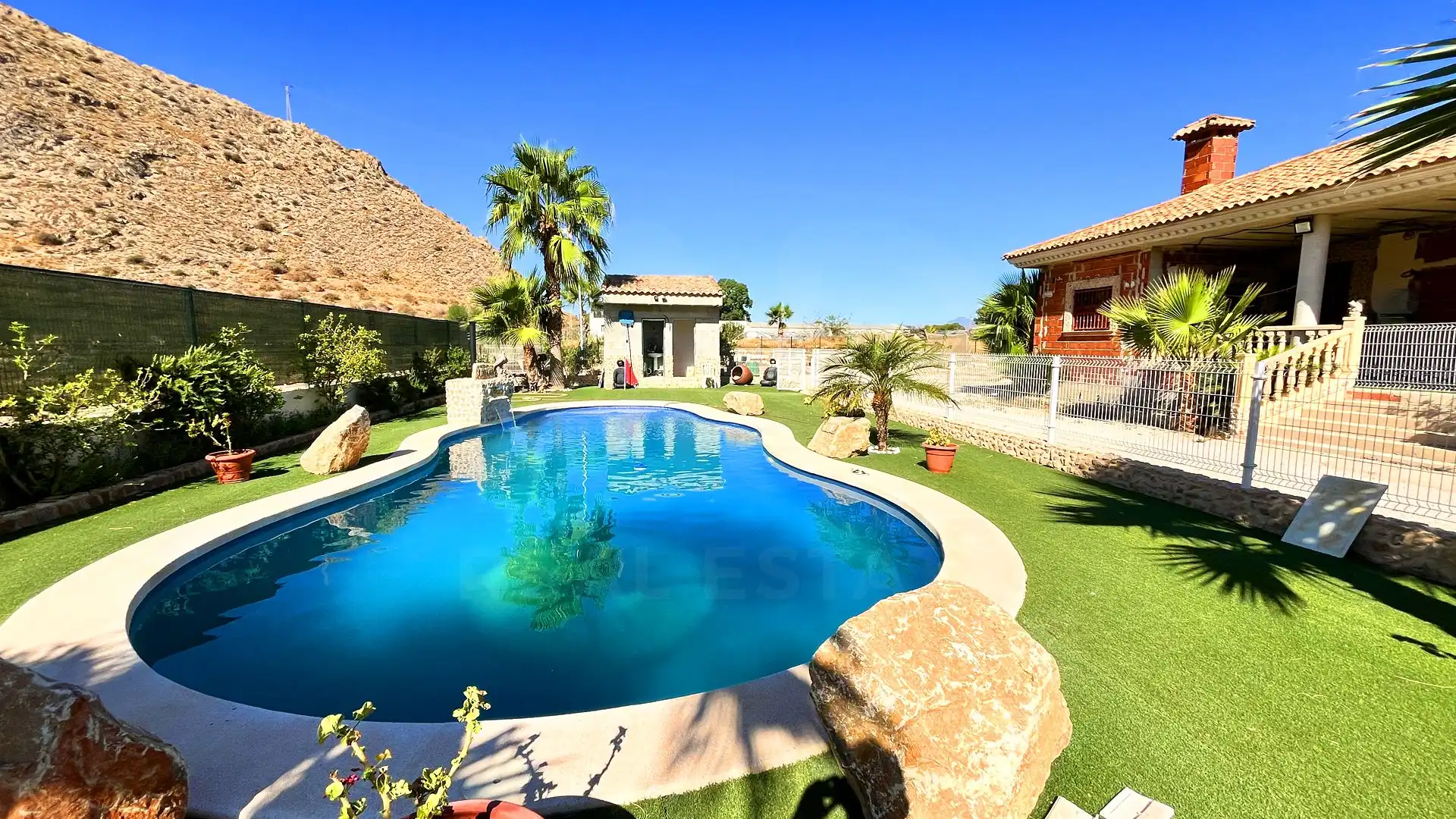 Piscina de Casa o chalet en venta en Cox con Terraza y Piscina