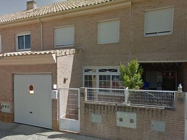 Maison mitoyenne avec piscine à vendre à Las Lomas