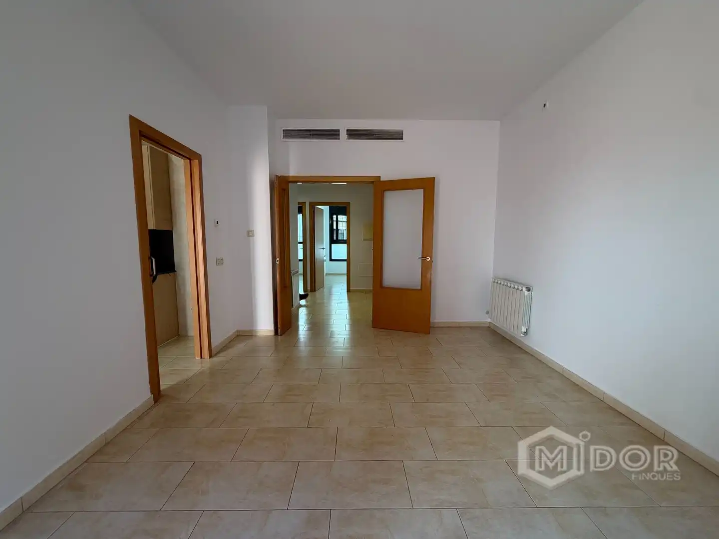 Flat with lift for sale in Carrer de Santa Magdalena 98, imagen 9