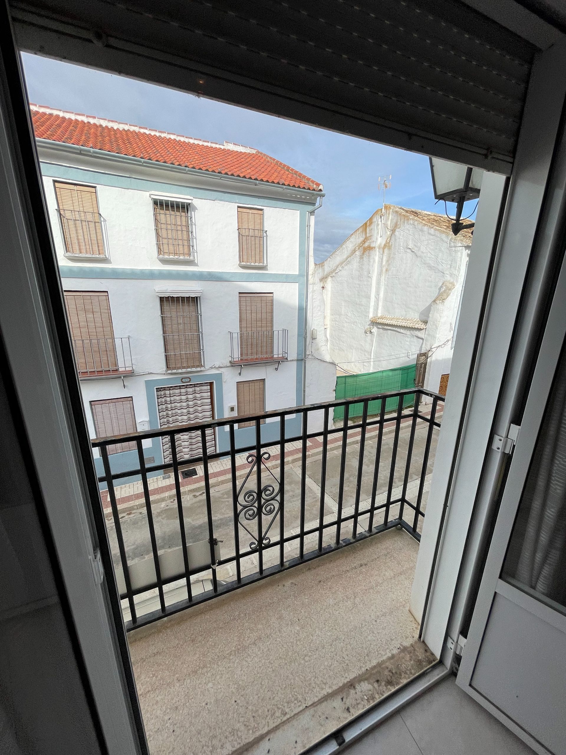 Vista exterior de Finca rústica en venda en Cuevas Bajas amb Terrassa, Traster i Moblat