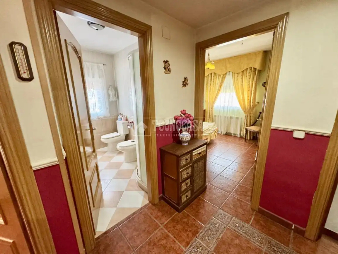 Schlafzimmer von Haus oder Chalet zum Verkauf in Valdeavero mit Heizung und Schwimmbad