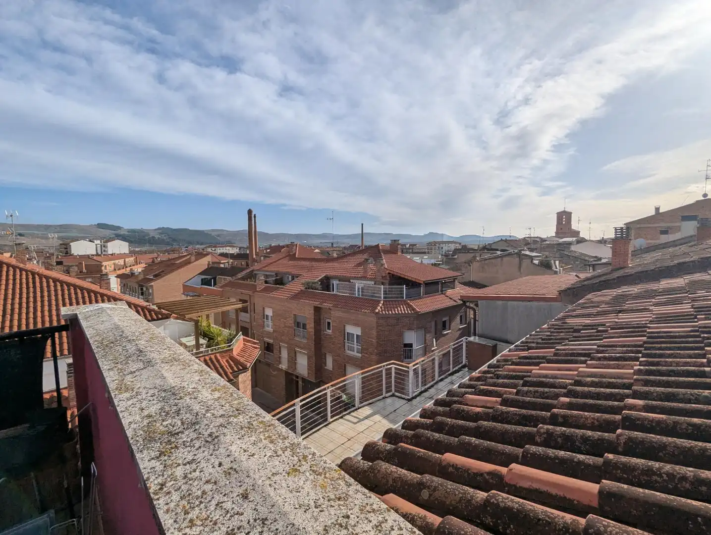 Exterior view of Houses for sale in San Adrián