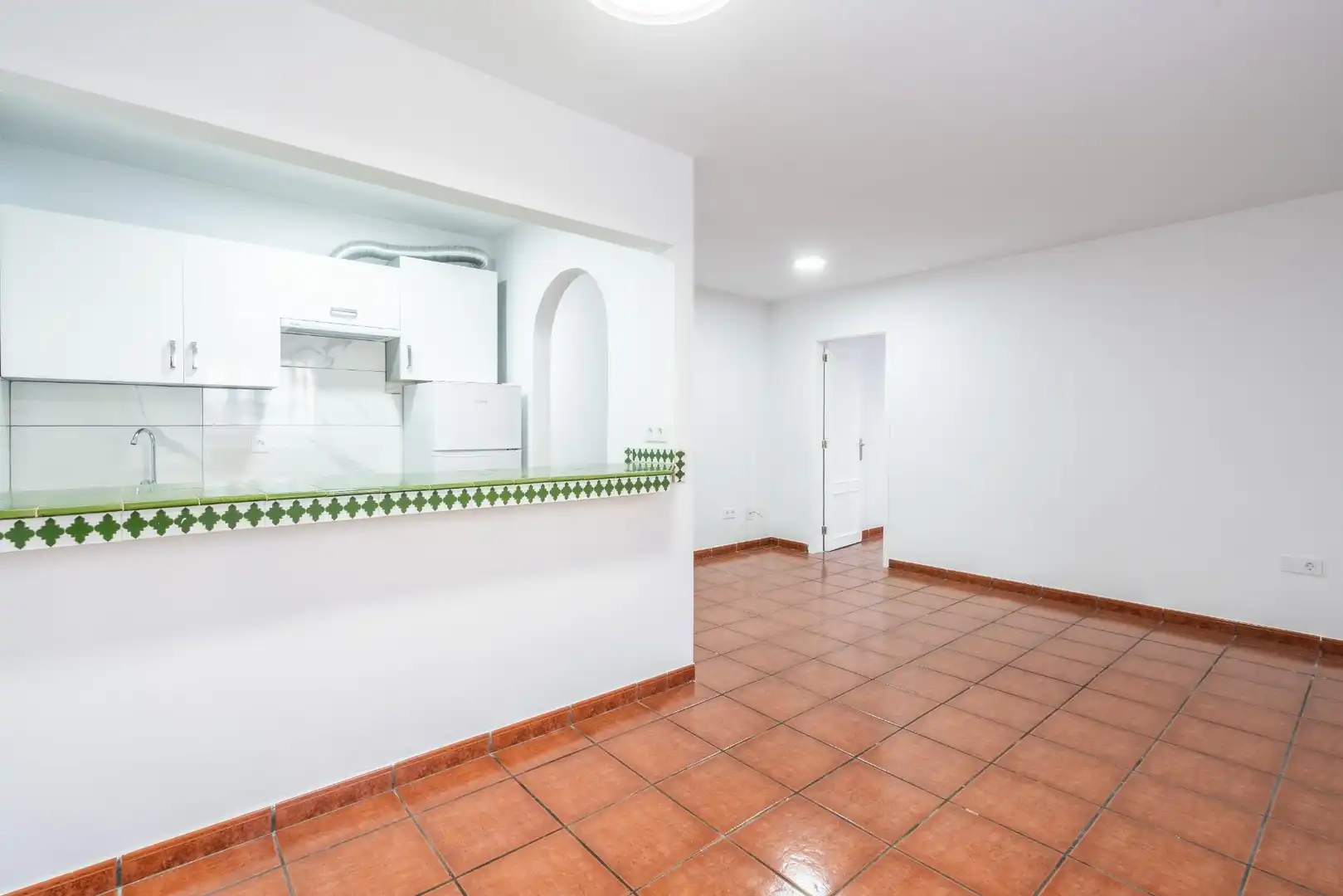 Cocina de Edificio en venta en Arona
